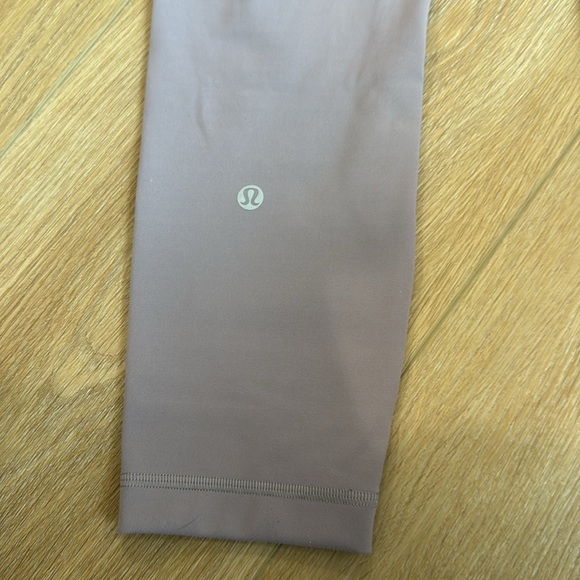 Lululemon leggings - Picture 7 of 7